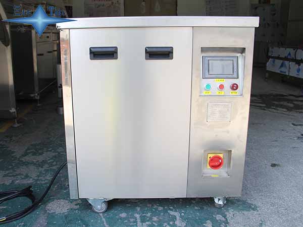 超聲波清洗機(jī)是如何加熱的? 超聲波清洗機(jī)是如何加熱的?